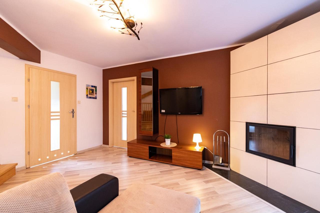 Apartamenty Jeanette Rowy  Εξωτερικό φωτογραφία